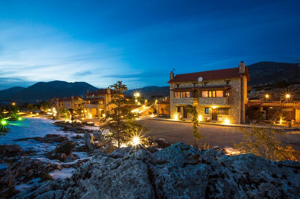 Monte Bianco Villas Arachova Exterior photo